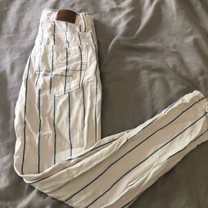 American Eagle Mom Jeans White w/ blue stripes